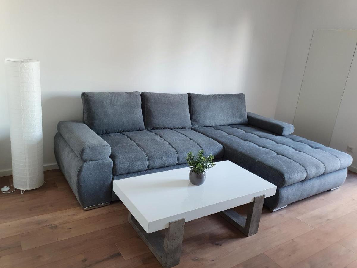 Smarte Dachgeschosswohnung Mit 2 Terrassen Direkt Am Hauptbahnhof * Viena